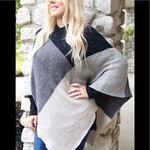 Color Block Chenille Poncho - Inky Black